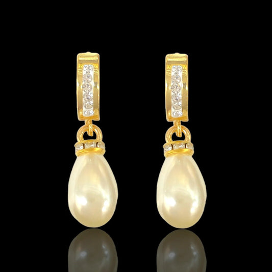 Rain-drop Imitation Pearl Earrings
